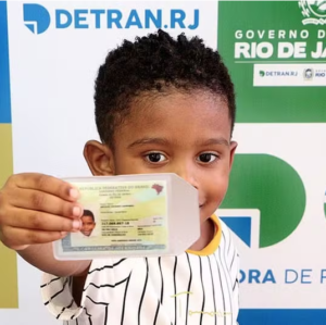 Quatro milhões de brasileiros já tem a nova Carteira de Identidade Nacional